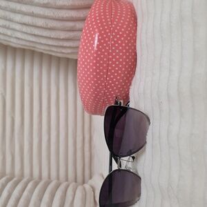 Women’s Glitter Cat Eye Sunglasses with Case – Black & Silver Frames